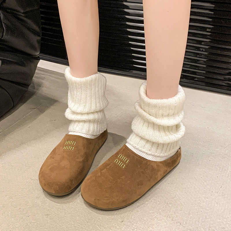 Women Shoes Types - Sepatu Sneakers Wanita Bernapas Desain Elegan
