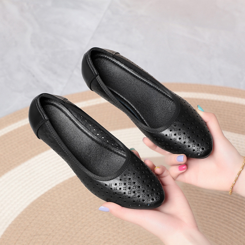 Sepatu Mary Jane Beige Dengan  - Ankle Strap Heels ulasan dan harga