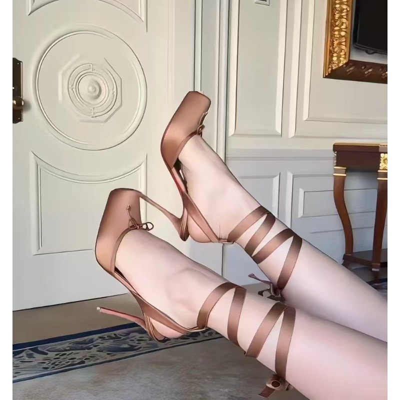 Sepatu Hak Tinggi Merah, Ikat  - Ankle Strap Heels ulasan dan harga