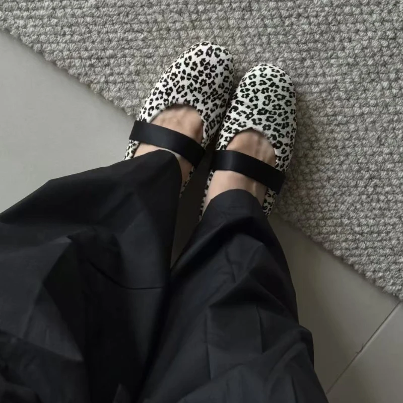 Sepatu Flat Balet Desainer Mew - Shoes For Women Flats ulasan dan harga