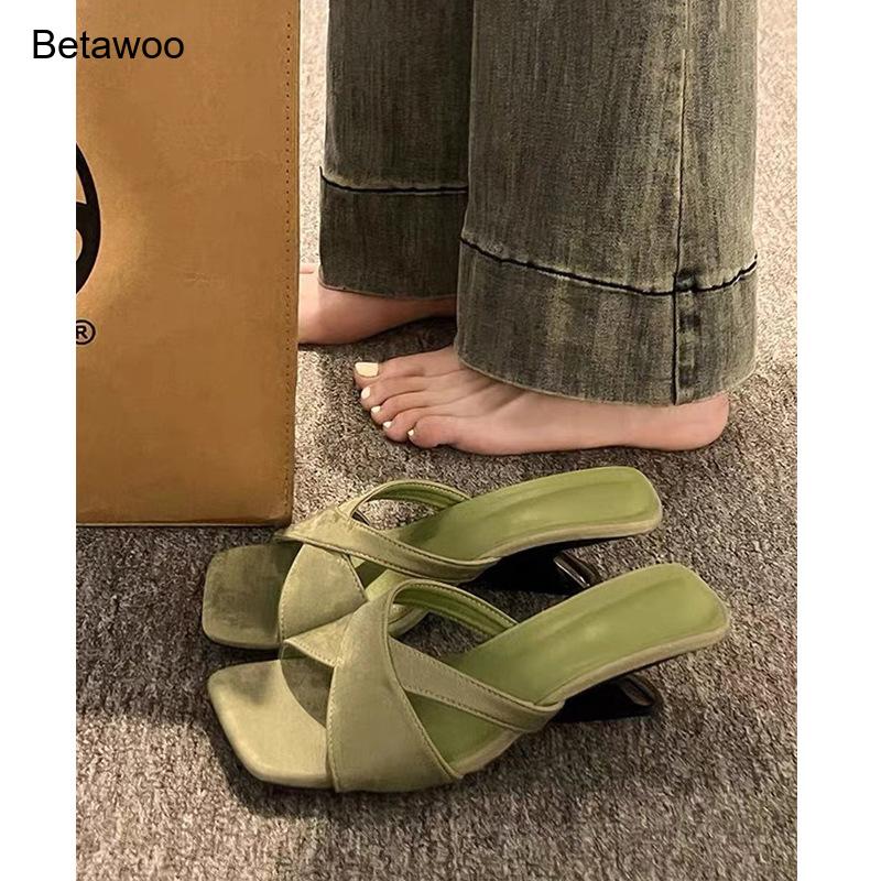 Sandal Wanita Hak Blok Melengk - Ankle Strap Heels ulasan dan harga
